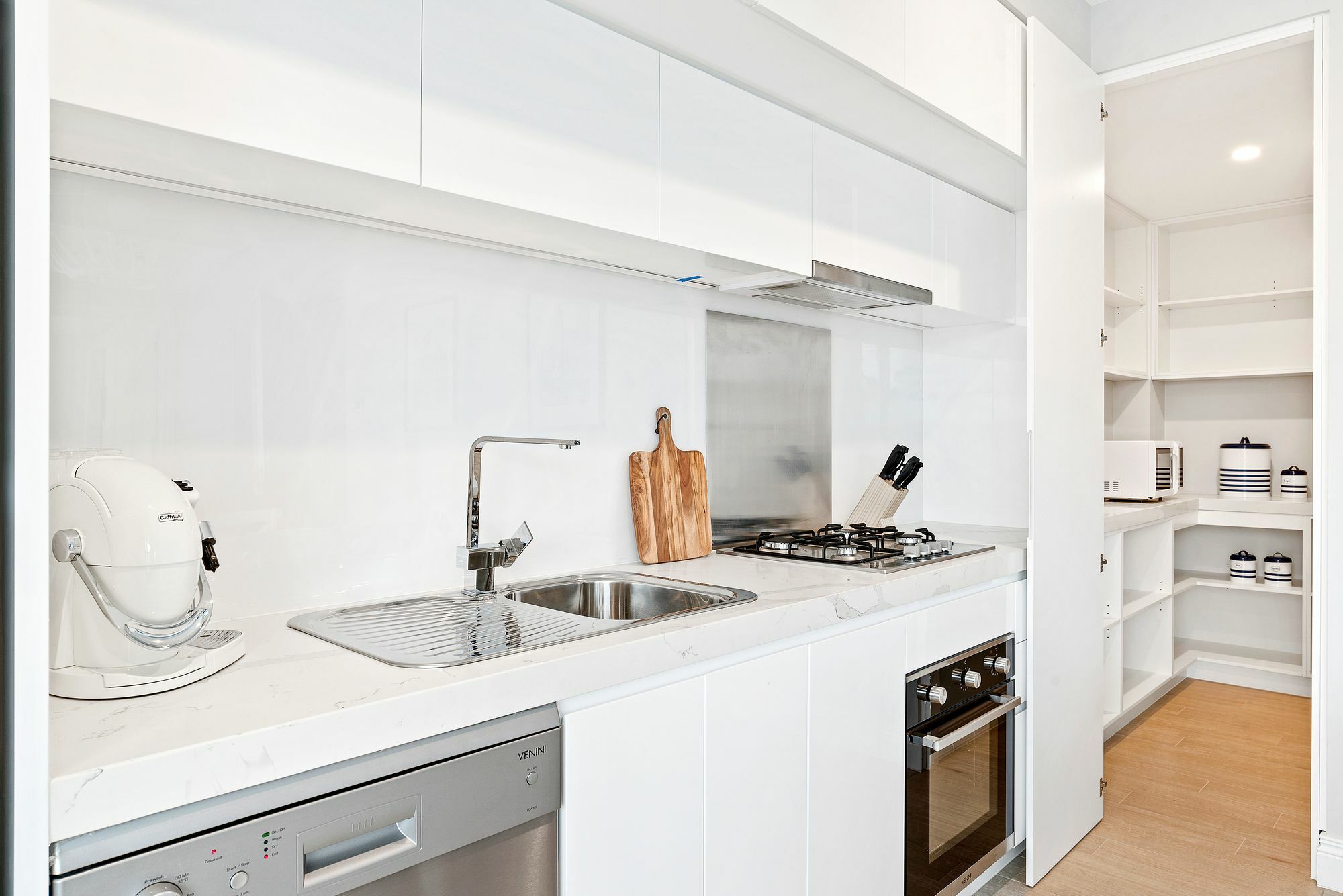 The Hamptons Apartments - Port Melbourne Exterior photo